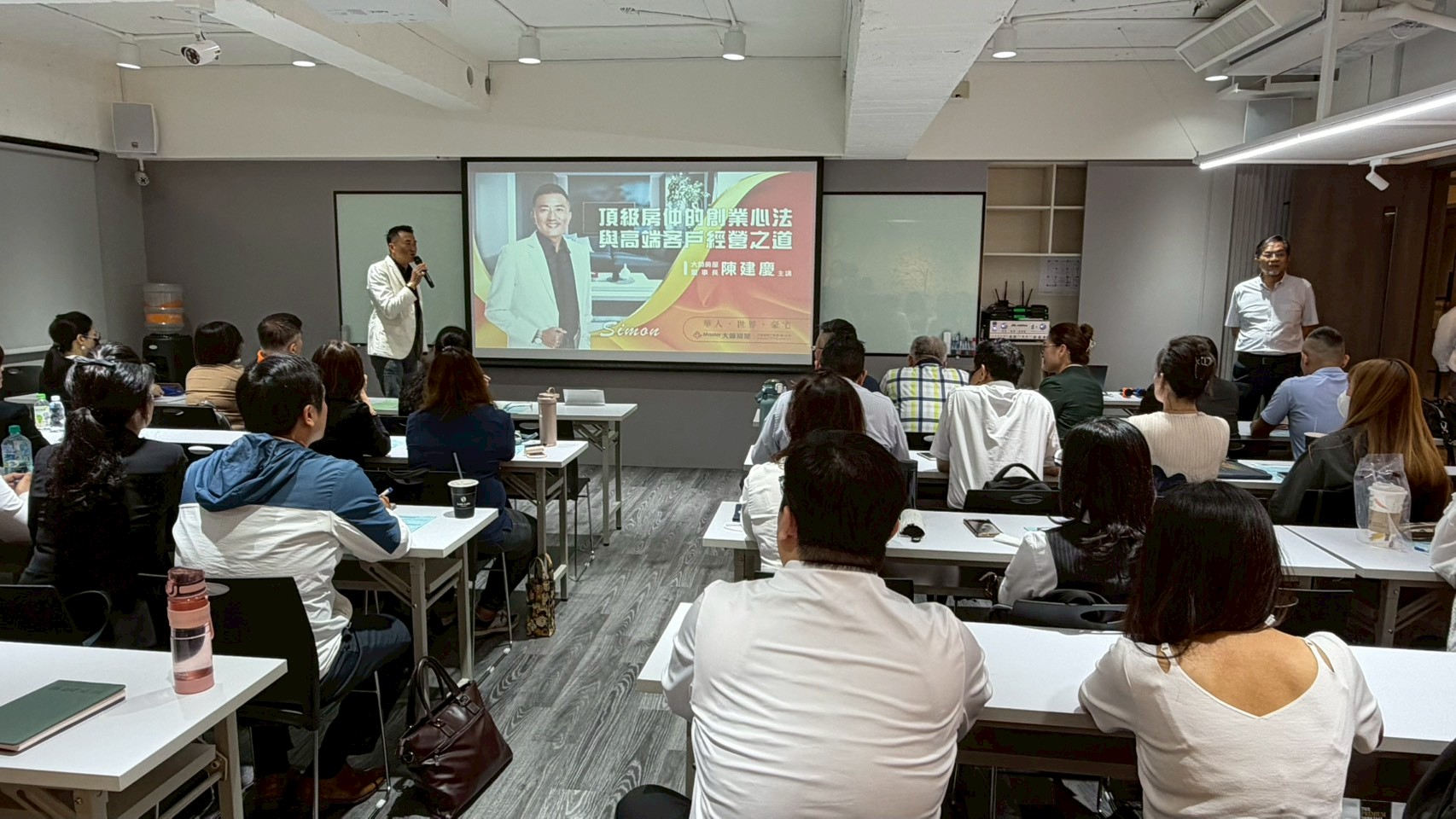 1379363_fcfd716d757c0dd13e03d49ad510df26